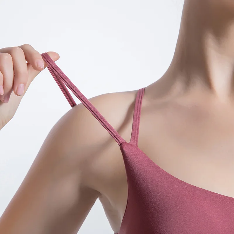 Спортивный бюстгальтер для йоги с перекрещивающимися на спине бретелями Пуш Ап