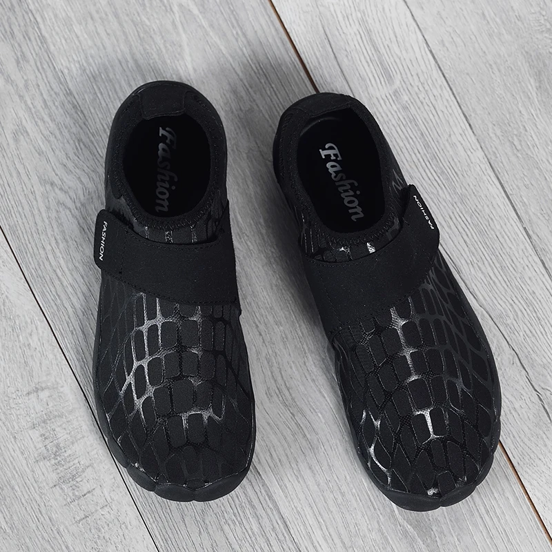 

Unisex Sneakers Swimming Water Sports Beach Surfing Slippers Footwear Men Women Beach Shoes Quick Drying Fashion Men Shoes