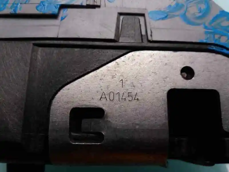 Правый задний замок двери Peugeot 308 Sport (б/у) вкл.