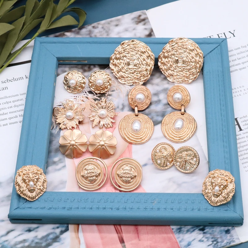 Круглые серьги-гвоздики из сплава креативный металлический жемчуг изящные