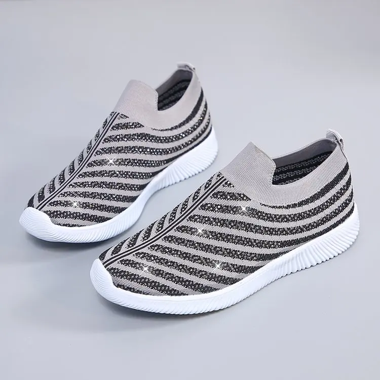 

Women Shoes Slip On Women Sneakers 2021 hot Women Vulcanize Shoes Basket Femme Sock Shoes Women Flats Tenis Feminino 43