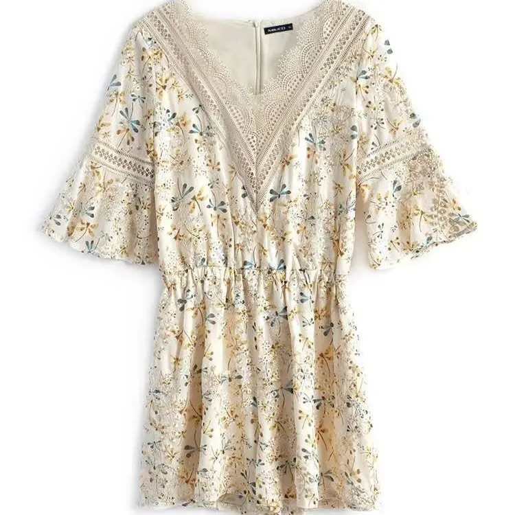 

Fresh cut out lace V-neck high waist trumpet sleeve fragmental one-piece shorts for women 2021 summer new