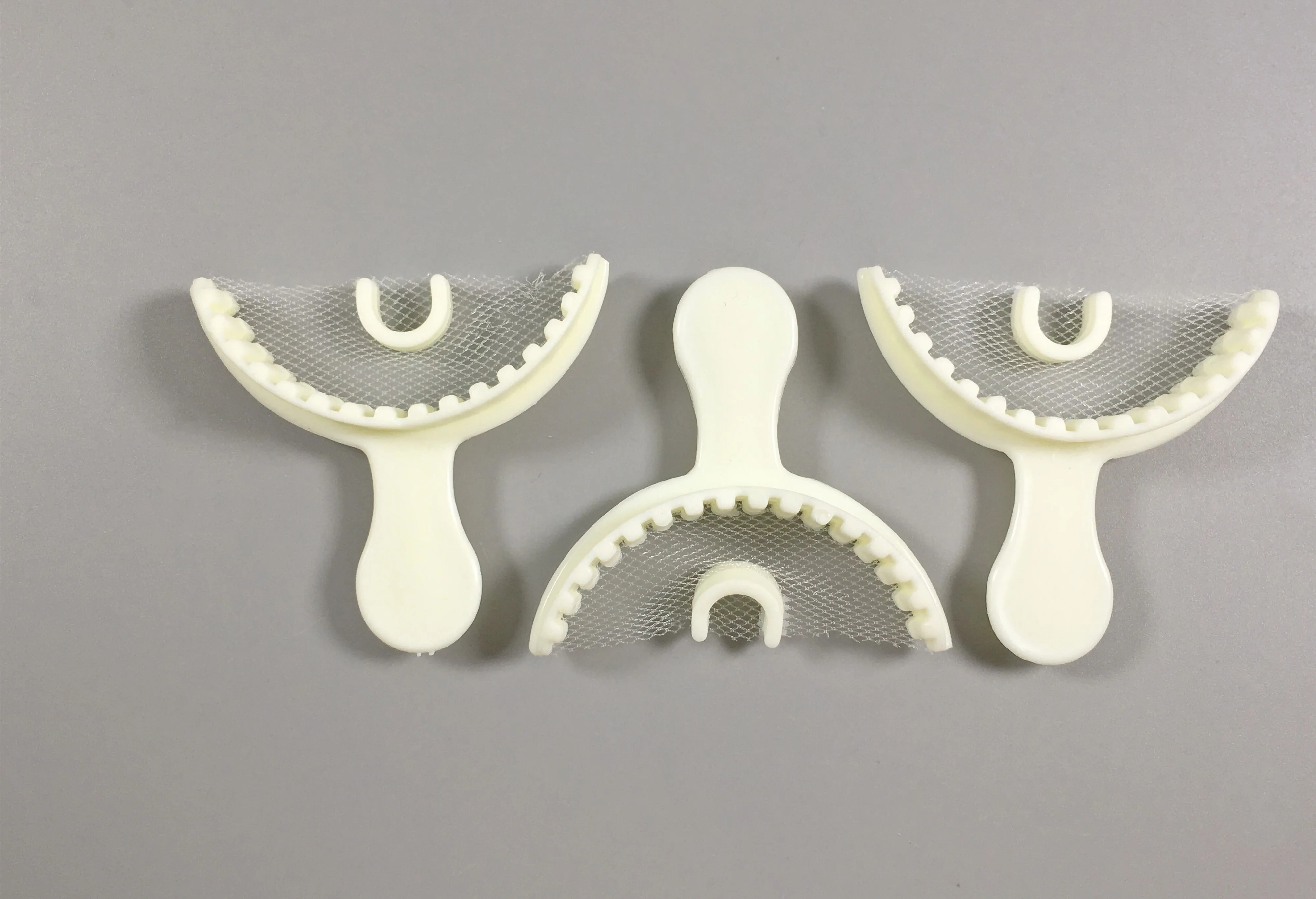 

Dental White Disposable Impression Kit Mouth Trays With Net Bite Tray Anterior