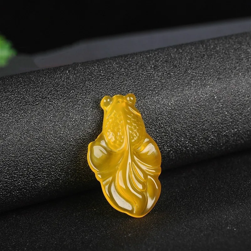 

1PC Natural Green Agate Goldfish Jade Pendnat Necklace Chalcedony Carved Charm Jewelry Fashion Amulet for Men Women Lucky Gifts