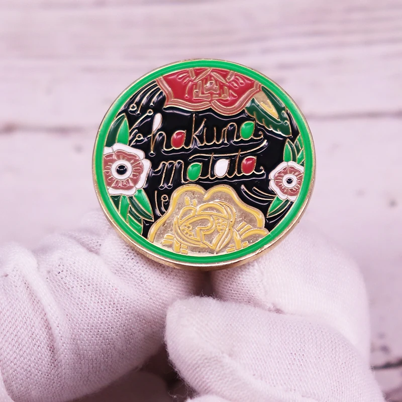 Эмалированная булавка для воротника с изображением Льва животного из