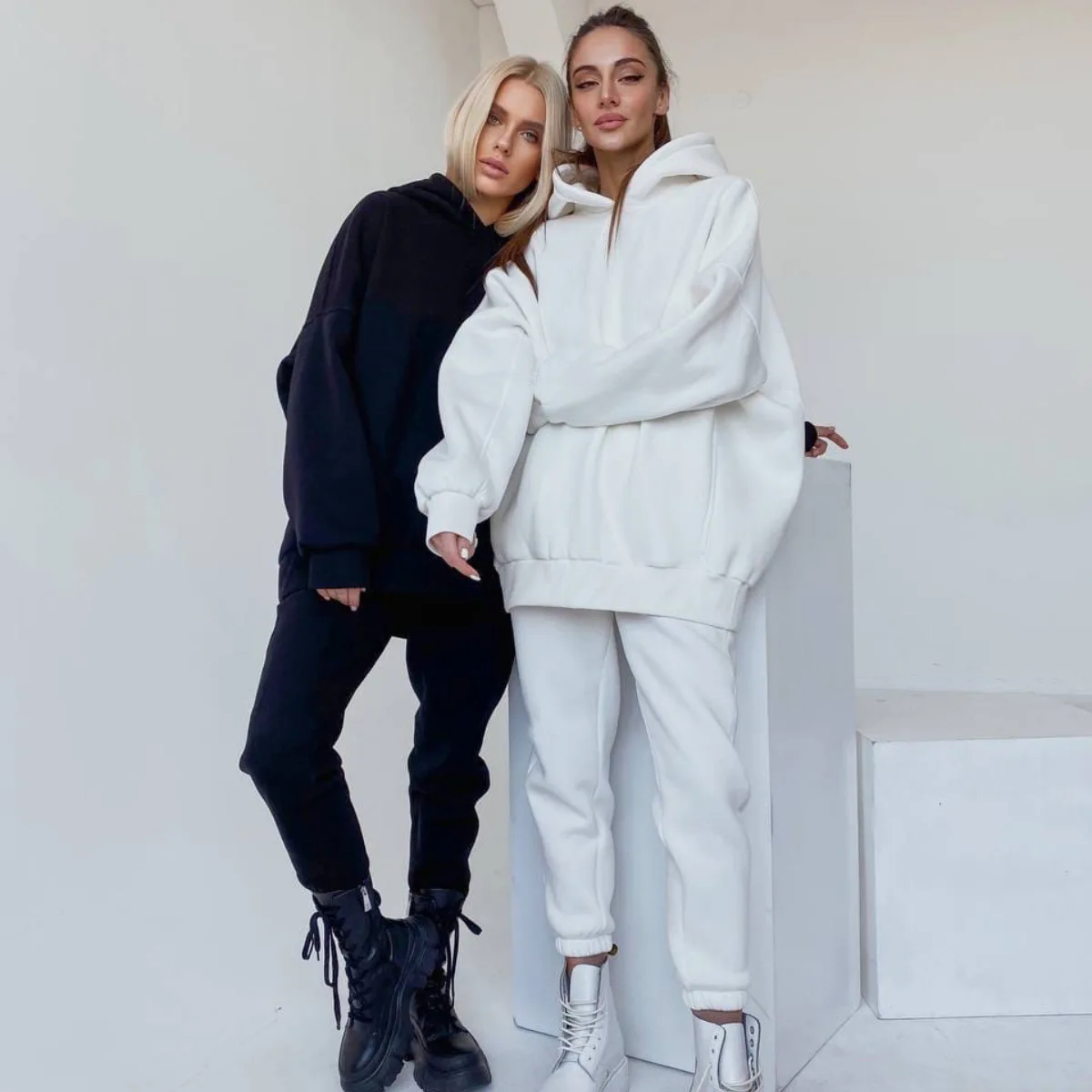 Oversized Women 2 Pieces Sweatsuits 2021 Fashion Hooded Sweatshirt Loose Sweatpants Sports Joggers Sets Autumn Tracksuit |