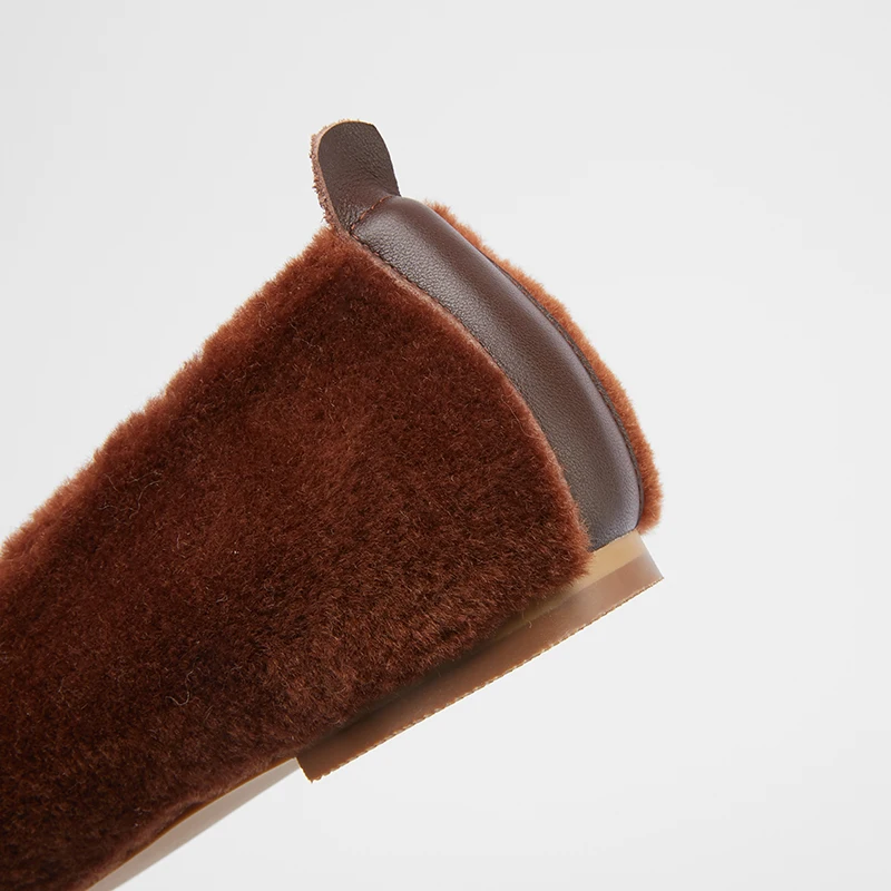 

2021New Women Shoes Leather Chains Flats Comfortable Warm Loafers Female Footwear Wool Flats