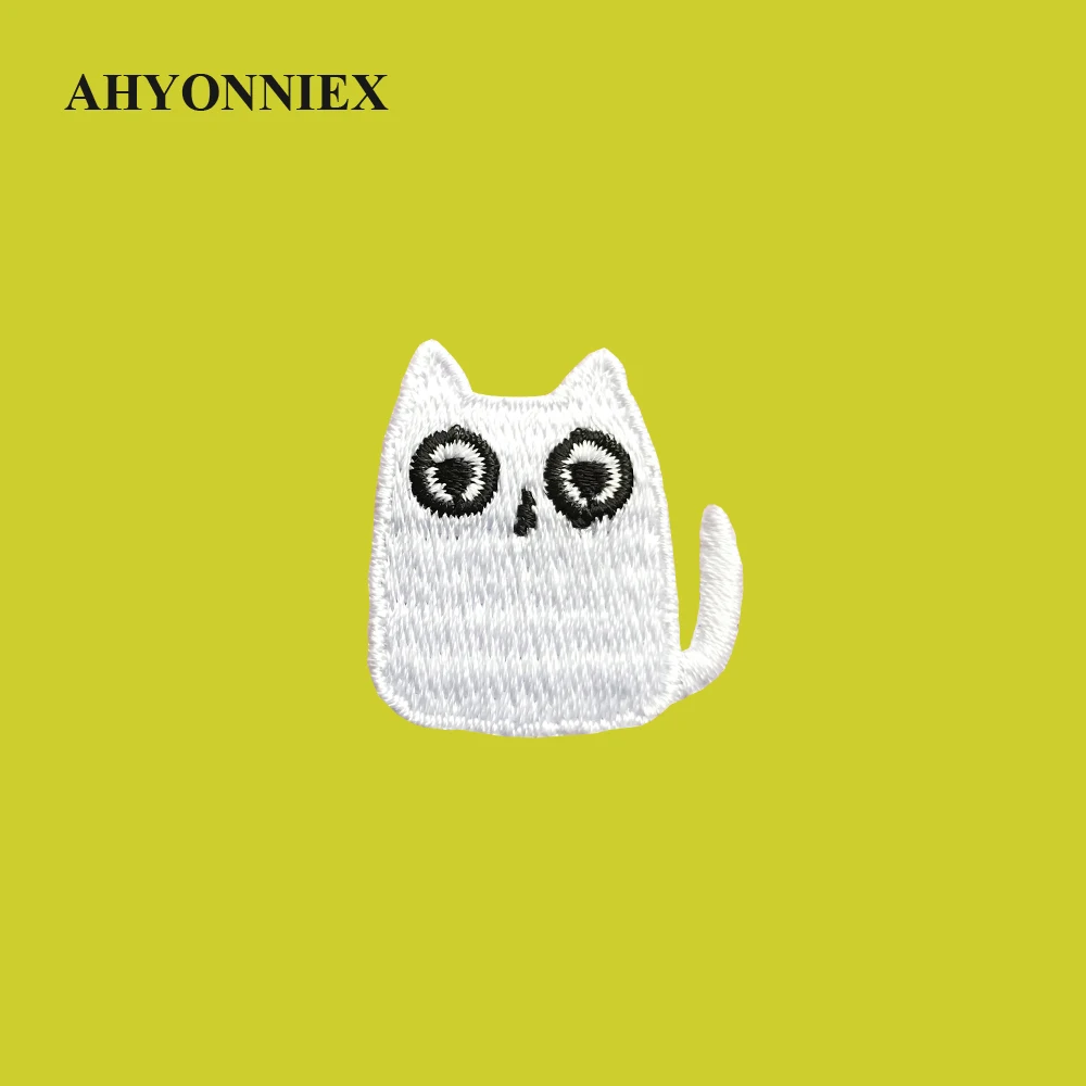

AHYONNIEX 1 Piece Embroidered Mini Kitten Cat Patches Clothes Bags DIY Applique Embroidery Parches Iron On Patch for Clothes