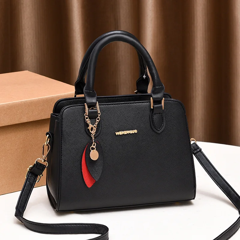 Хит продаж новейшая женская сумка 2021 маленькая квадратная для рук женские сумки