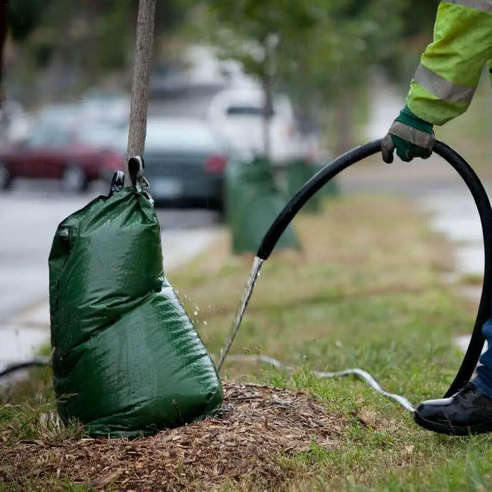 

Tree Watering Bag 20 Gallon Watering Bag For Trees With Heavy Duty Zipper PVC Tree Bags Slow Release Drippers Bag For Trees
