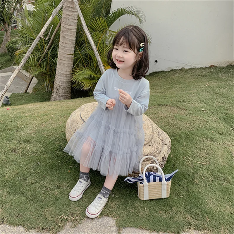 Платье ТРАПЕЦИЕВИДНОЕ хлопковое с длинным рукавом и кружевом буквенным принтом