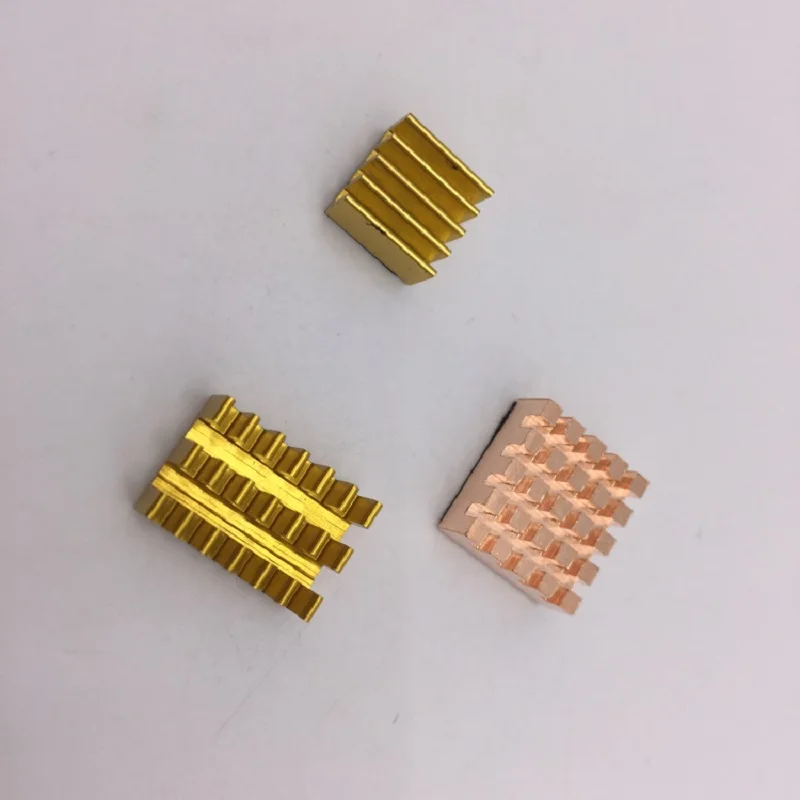 Оптовая торговля 30 набор 3 шт./компл. Raspberry Pi 4B Алюминий Радиатор для 4 (золото) |