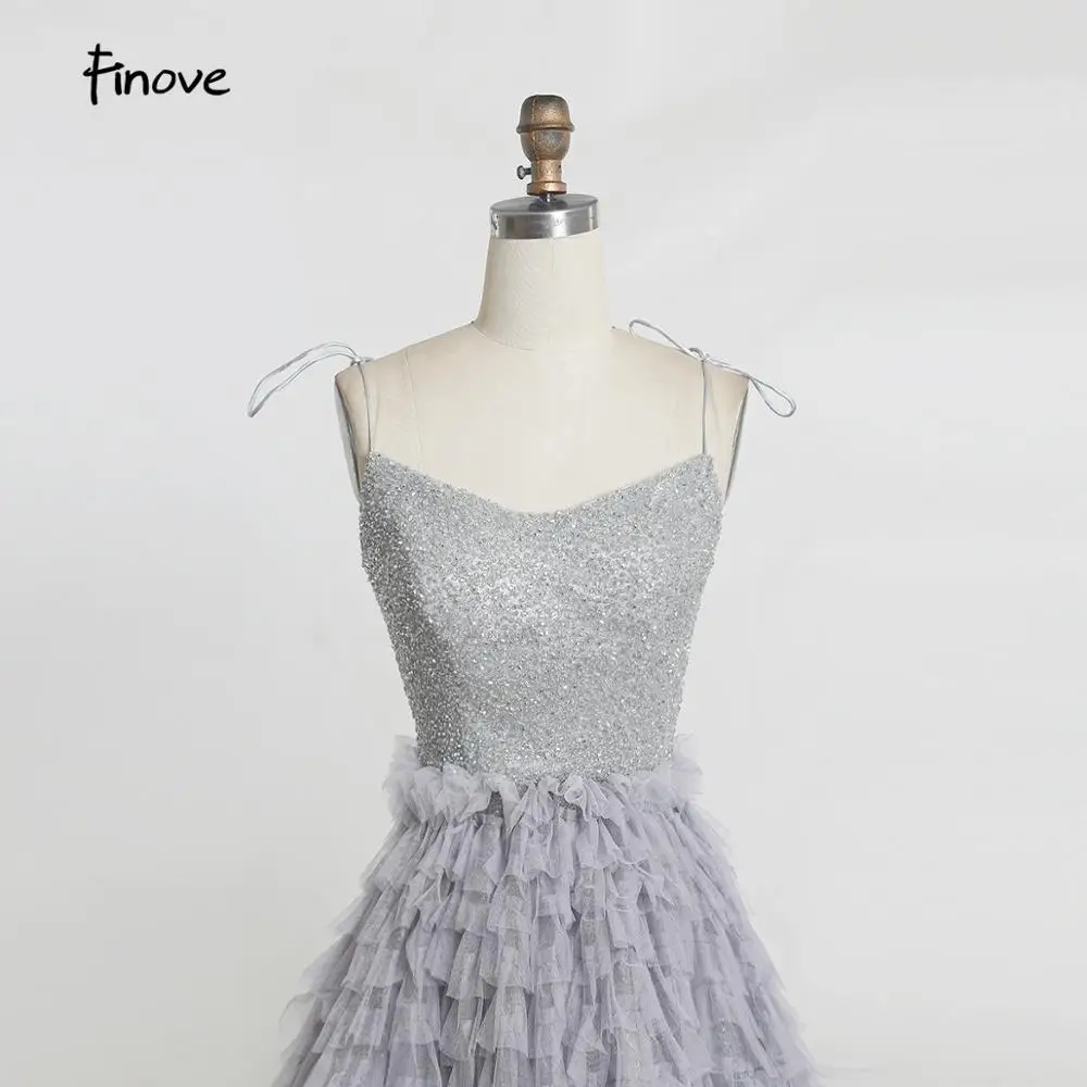 Классическое серое длинное вечернее платье Finove потрясающее трапециевидной