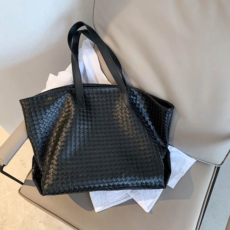 

2020 New Female Woven Bag Shoulder Bag All-match Fashionable Large Capacity Casual Tote Bag Women Purse and Handbags Sac A Main