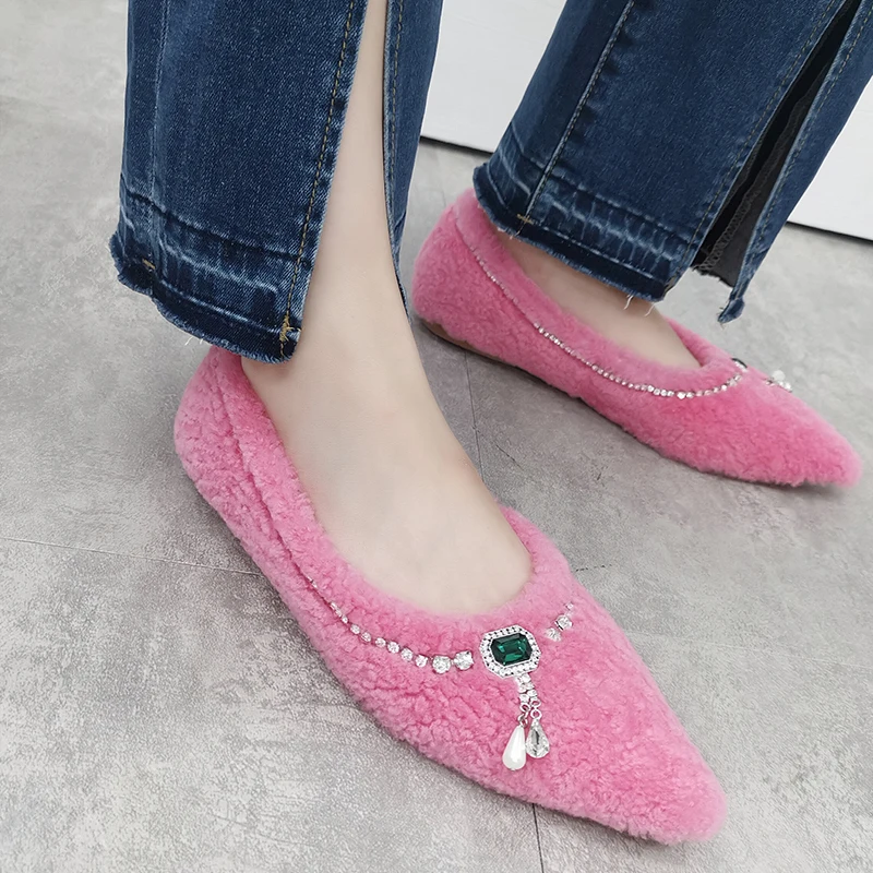 

European Staion Women's Shoes 2021 Spring And Autumn New Leather Rhinestone Tassel Lamb Wool Shallow Mouth Pointed Flat Sole