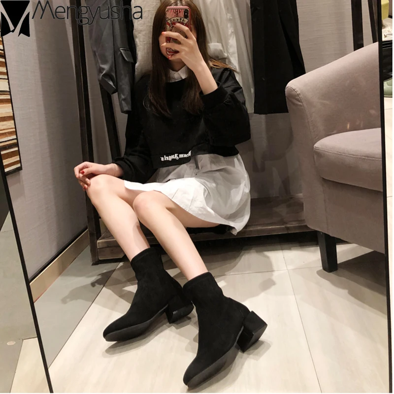 Тянущиеся замшевые кожаные носки однотонные ботинки Челси на не сужающемся