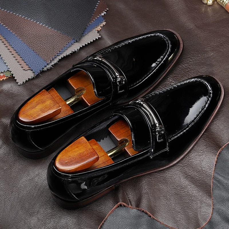 

Men's Shoes
