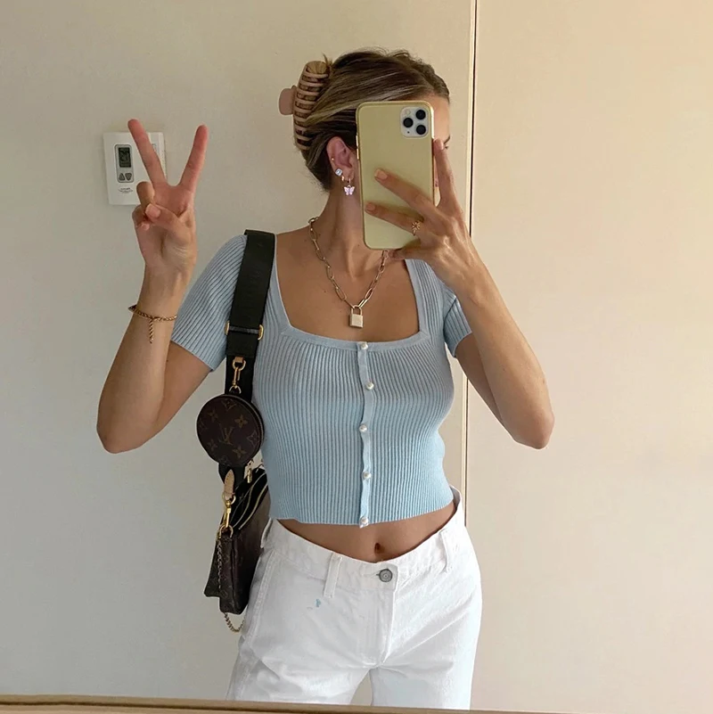 

HIGAREDA 2020 short sleeve Pearl buttons sexy crop tops summer women fashion streetwear outfits cute T-shirts