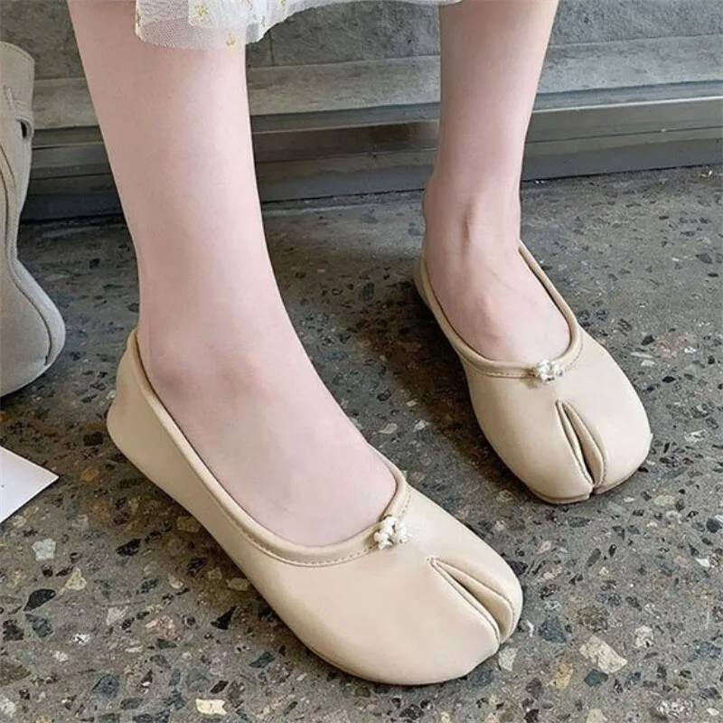 

2021 Summer Women Shoes Fashion Square Head Folder Toe Flats Women Shoes Leisure PU Leather Comfortable Platform Women Slippers