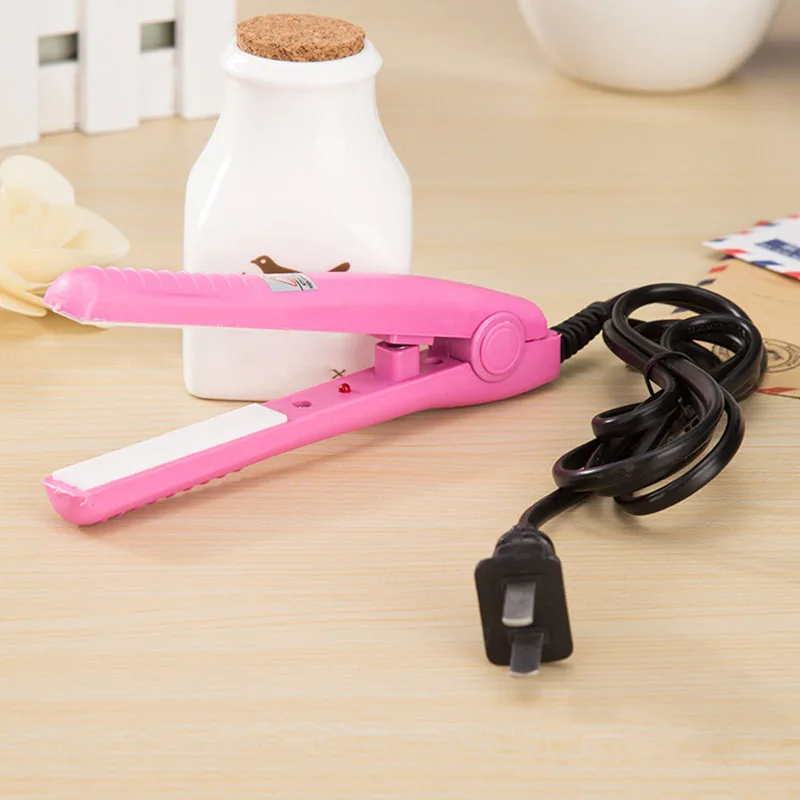 

Electric Hair Comb Curling Mini Ceramic Hot Straightening Small Electric Plywood Straight Iron Clip MH88