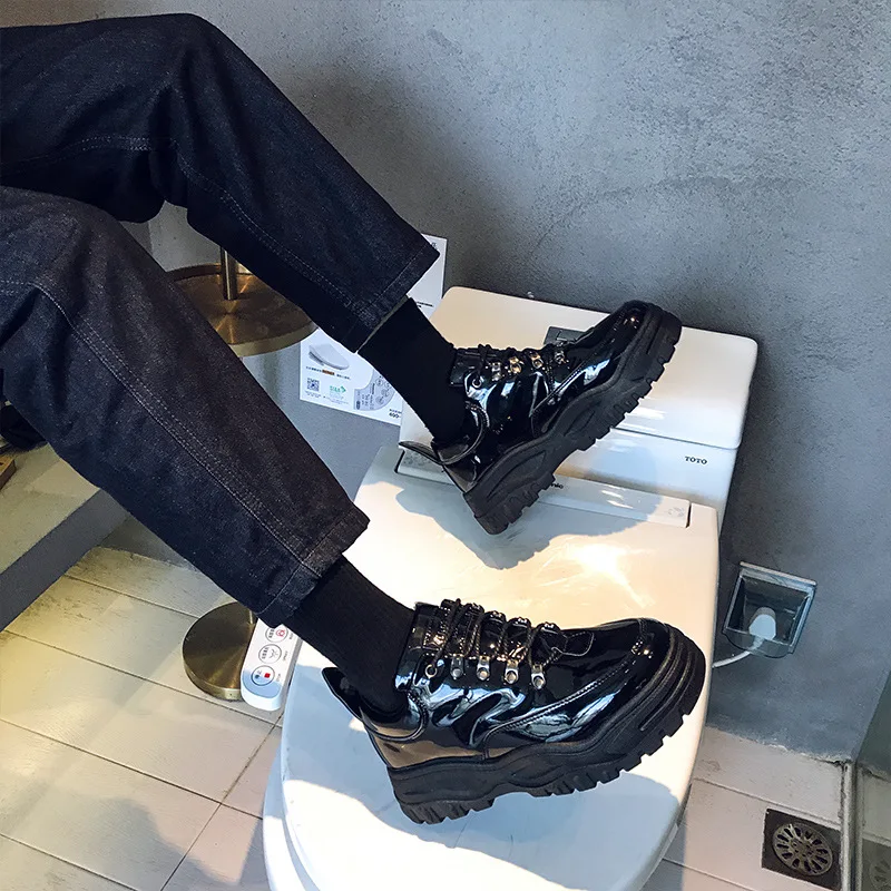 

Platform Men Shoes Autumn Retro Black Patent Leather Shoes Casual Fashion Party Wedding Footwear Luxury Brand Zapatos De Hombre