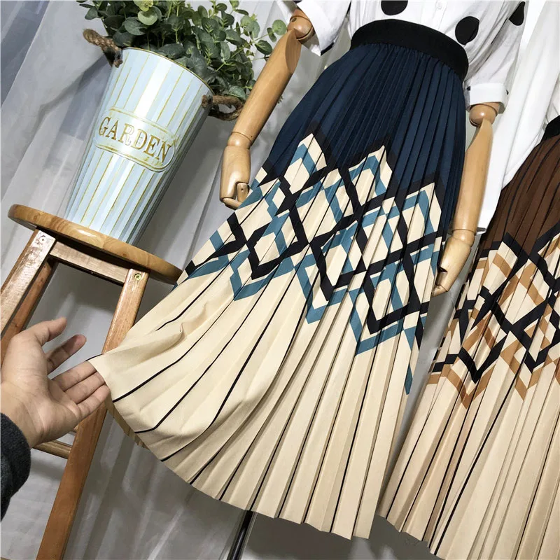 

Women Diamond Striped Printed Skirt Winter Long Pleated Elegant Prom Autumn Skirt Female New Year Gift