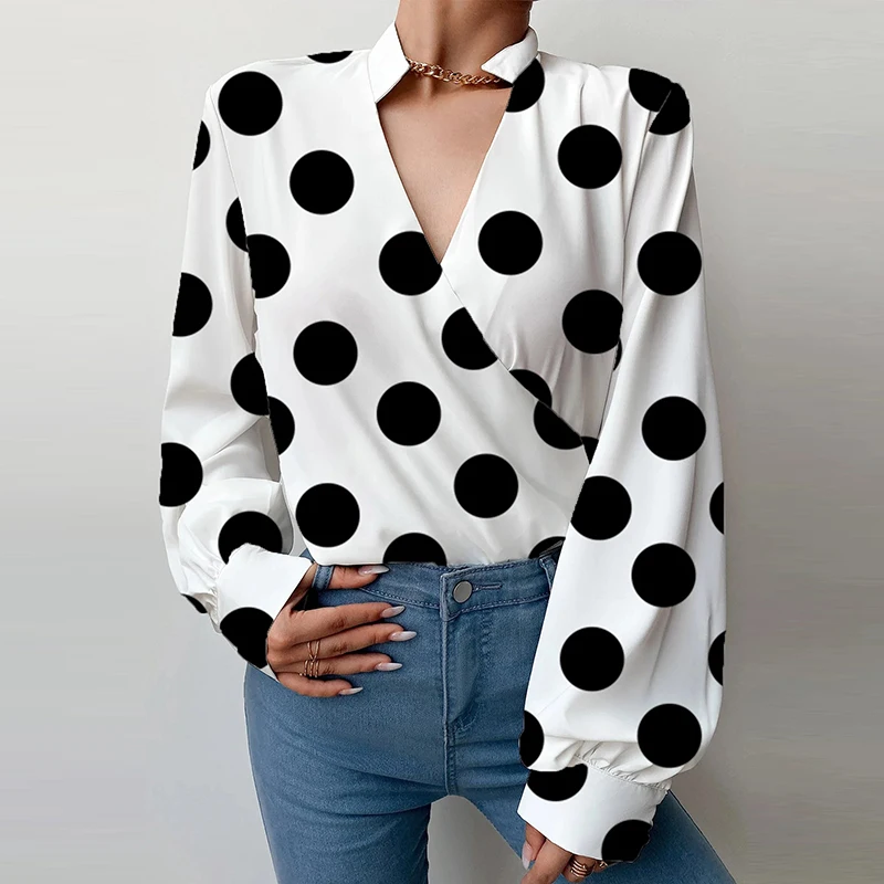 

Shirts & Blouses