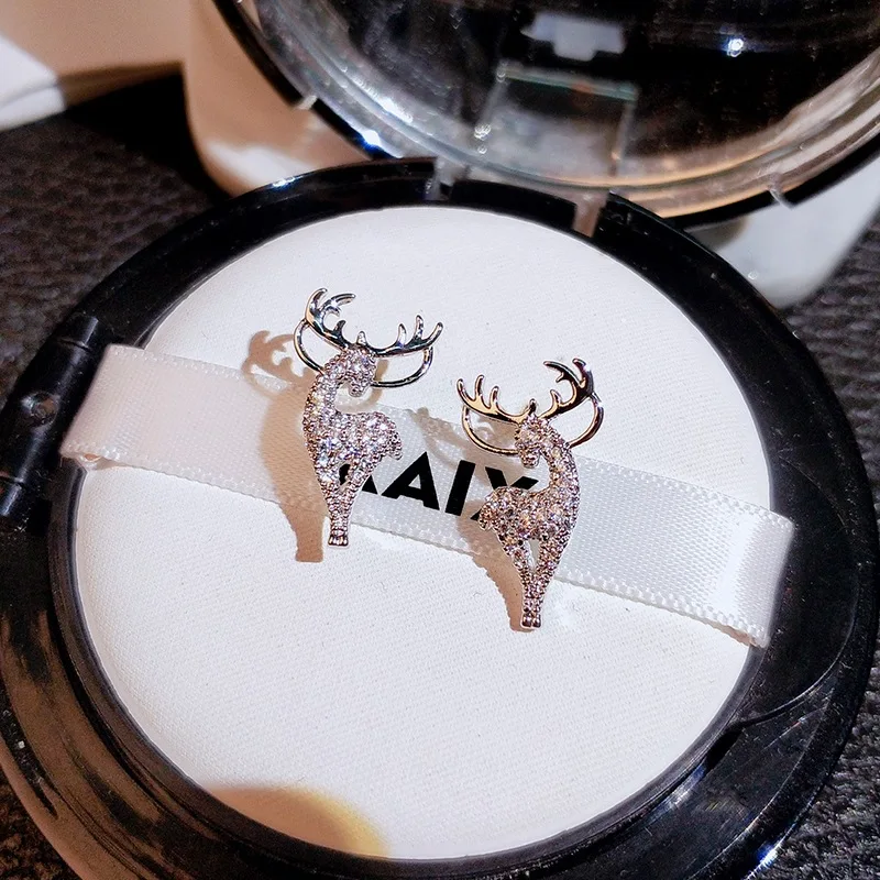

925 Silver Needle Forest Small Fresh Style Earrings Female Elk Net Red with The Same New Exquisite Deer Diamond Earrings
