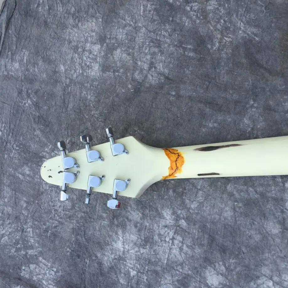 Электрическая гитара особой формы V-образной старая модель лошадиный мост LP