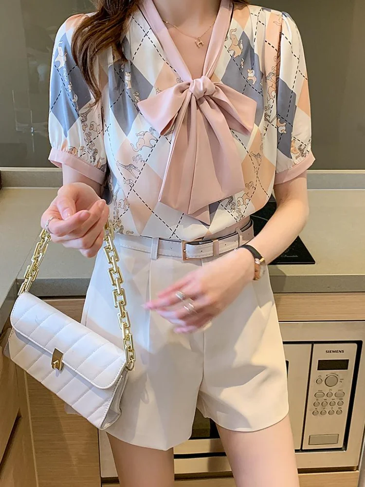

Women's Blouses Chiffon Shirt V-neck Shirts Slim Print Fashion Top Lady Casual Blouse Short Sleeve Tops Beaded Houthion