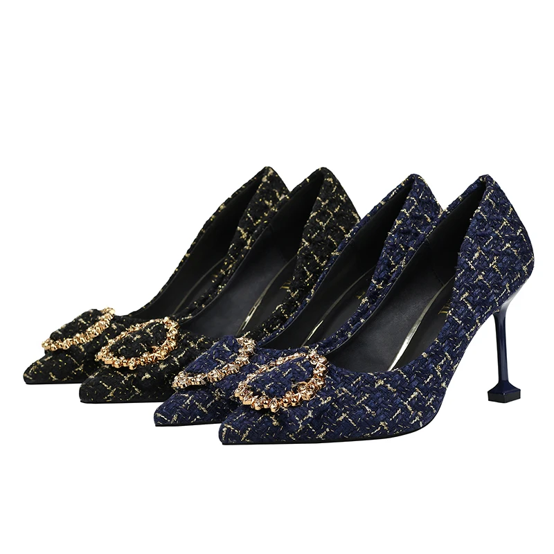 Женские дизайнерские туфли на высоком каблуке с пряжкой привлекательные