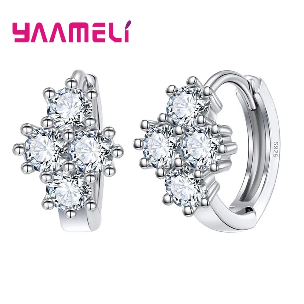 Серьги-кольца женские из серебра 925 пробы с блестящим прозрачным цирконием |