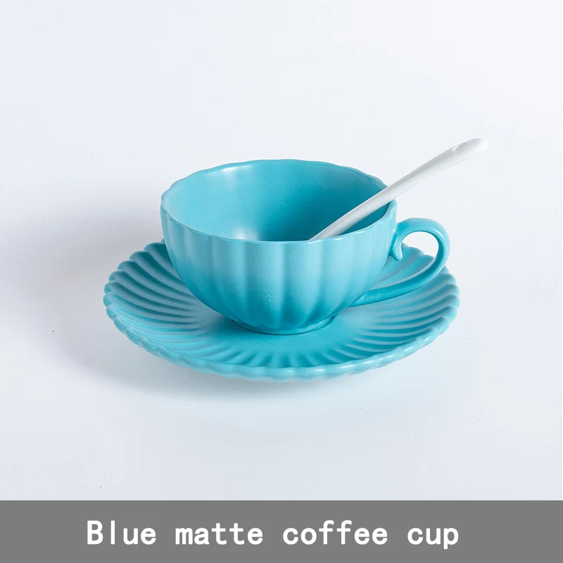 blue color Wourmth Nordic Матовая кофейная чашка и ложки для блюдца Набор бытовой чайной чашки Простой керамический стакан для молока Емкость Европейская посуда - Цвет: blue color
