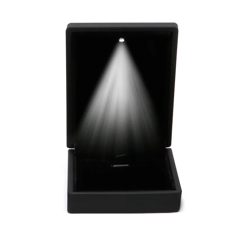 

Premuim Pendant Necklace LED Light Gift Box Case Jewelry Display Wedding Supply