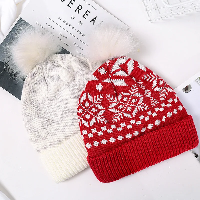 

New Autumn And Winter Christmas Series Snowflake Elk Knitted Hat Female Foreign Trade Clothes Accessories
