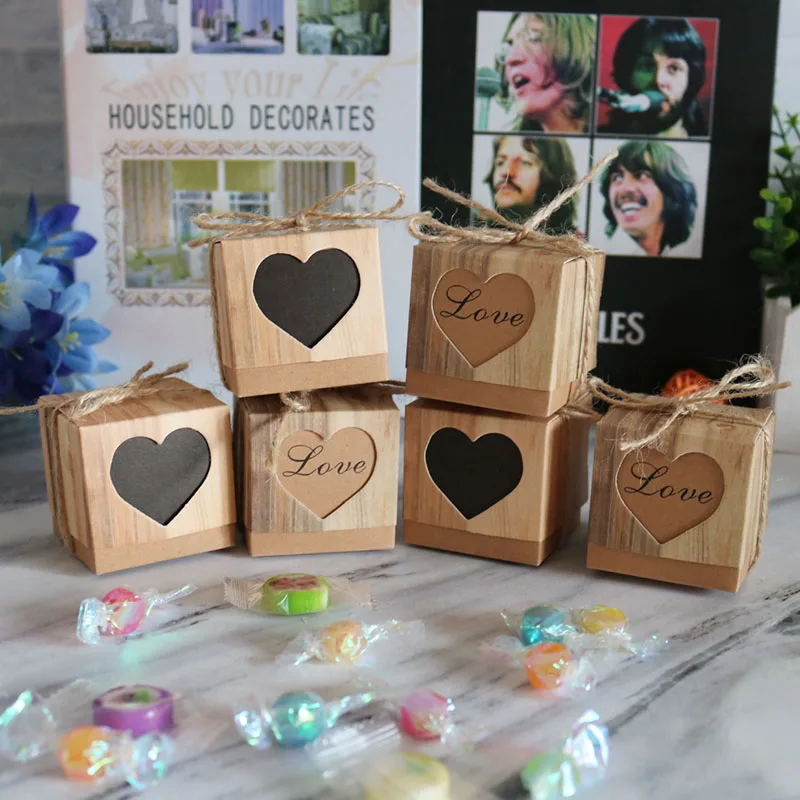 Коробка из крафт бумаги с сердцем Love Подарочная коробка Свадебная подарочный