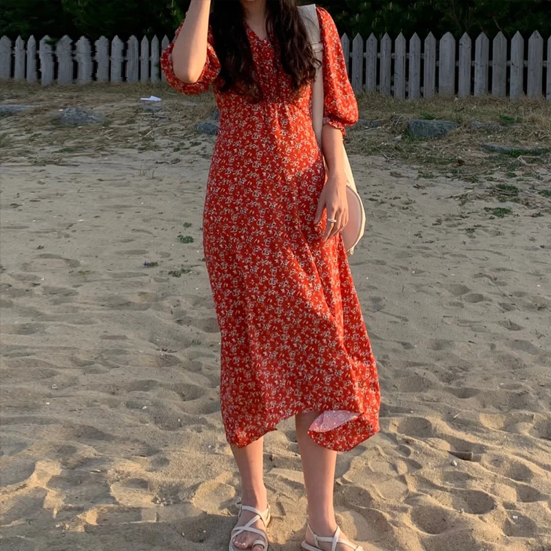 

Summer Elegant Women Floral Vintage Dress Green Pleated Half-Sleeve V-Neck Mixi Dress 2021 Female Vestidos