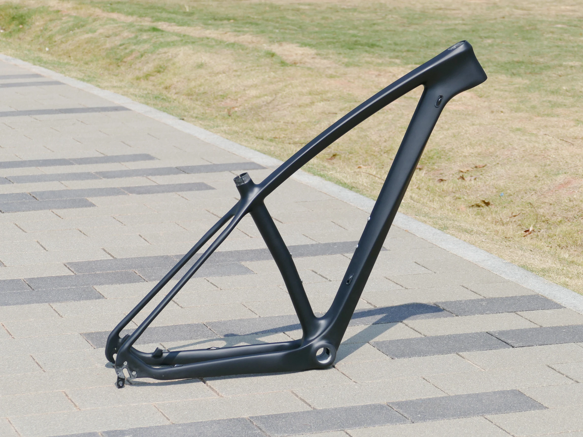 Высококачественная углеродная рама для горного велосипеда 29ER карбоновая 17