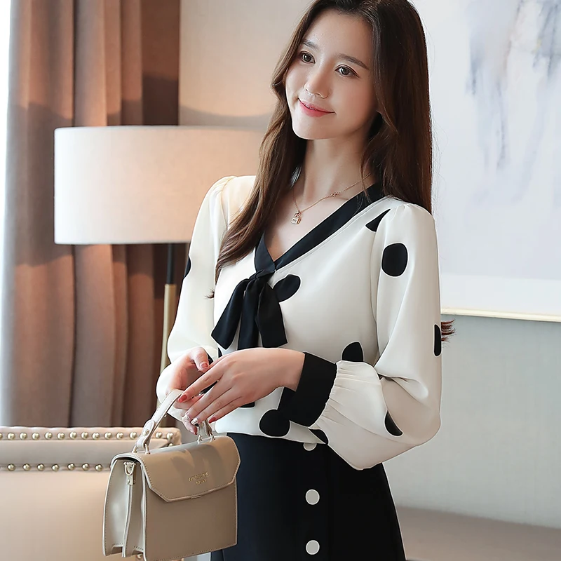 Women Blouses 2021 Chiffon Polka Dot Blouse Loose V-Neck Lace Long Sleeve Top Blusas