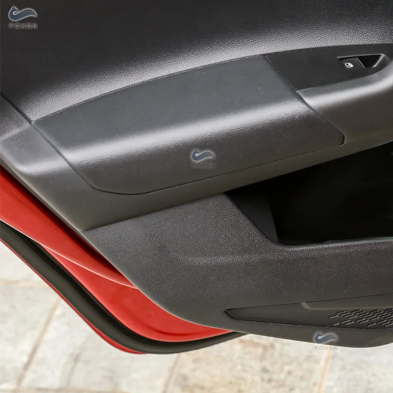 

4 шт., кожаные наклейки на подлокотник для салона автомобиля VW Polo MK6 2019