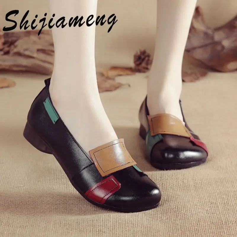 

2021 new soft sole low heel women's shoes color matching leather large size shoes comfortable mother shoes foreign trade shoes