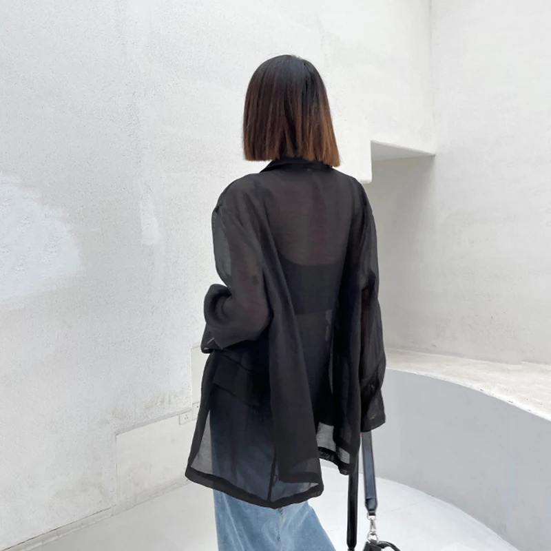

[EAM] Black Spliced Striped Casual Pockets Loose Fit Jacket Lapel Long Sleeve Women Coat Fashion Tide Spring Summer 2021 1DD8891