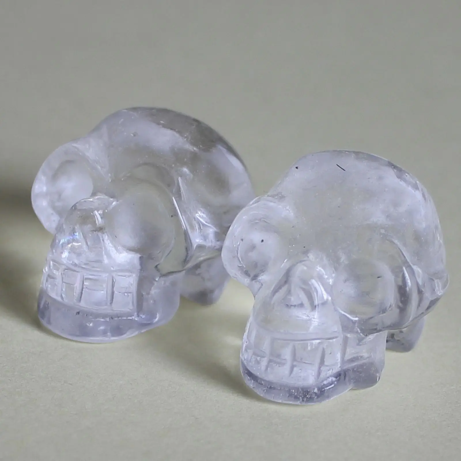 

1'' Two(Pair) Hand Carved Natural White Quartz Crystal Skull Figurine Carving