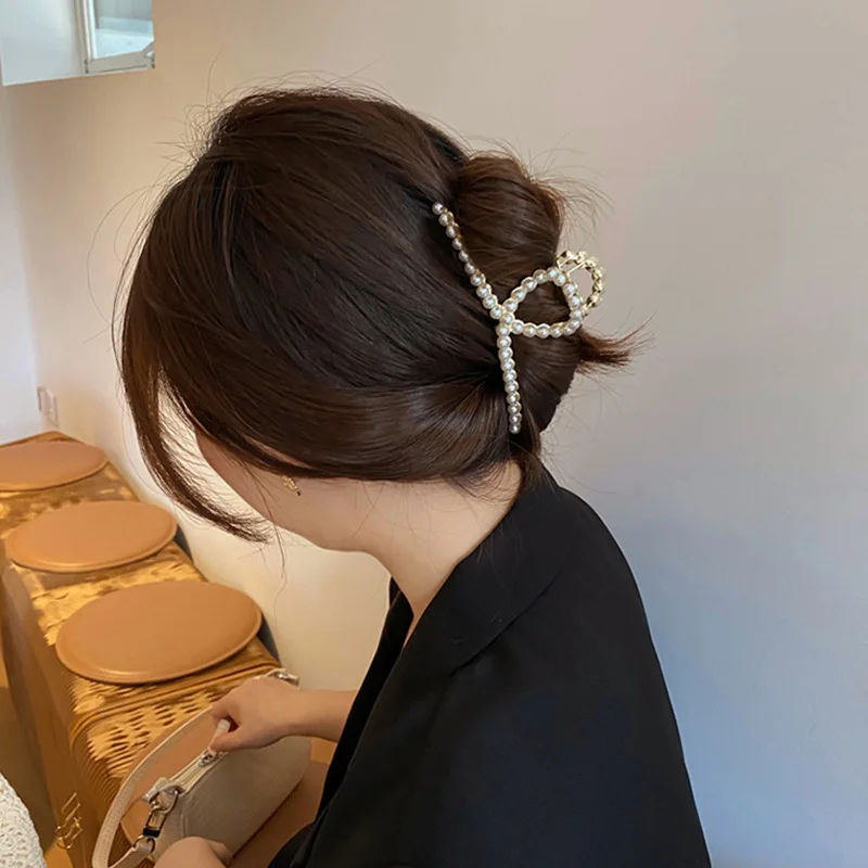 

Women Rhinestone Pearl Hair Claws Hair Accessories Large Hairclips Hairpins Ladies Hairgrip Headwear Girls Ornaments Crab Bands