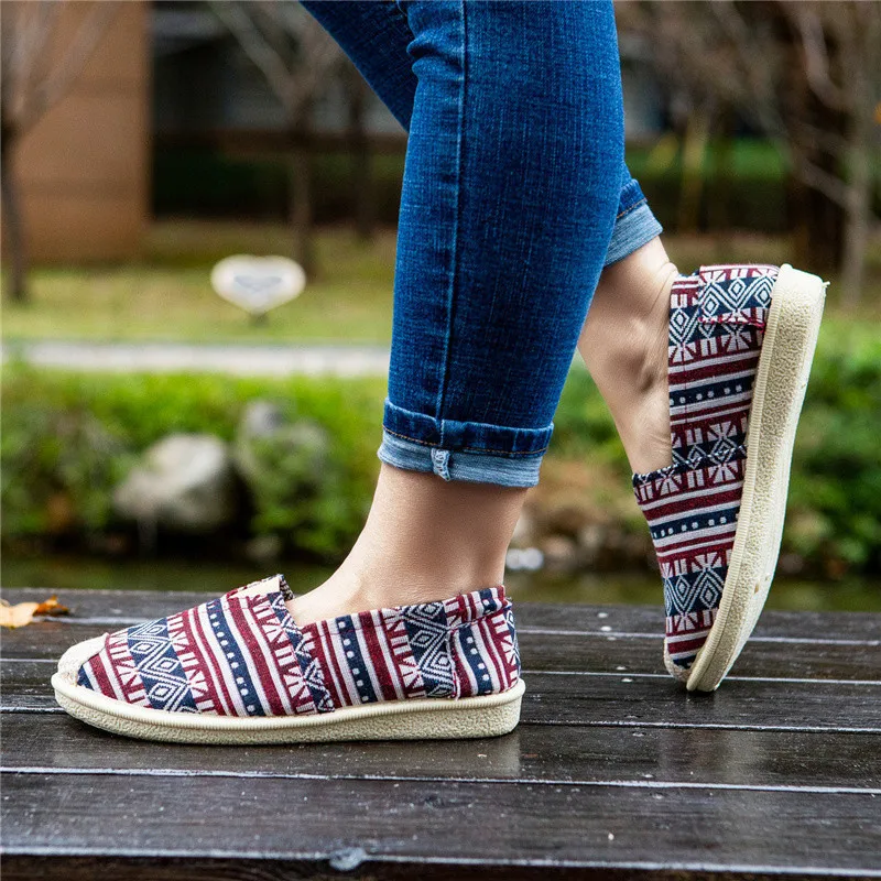 2021 Spring and Autumn New Fisherman Shoes Women's Flat Old Beijing Cloth Shoes Soft Bottom Slip on Pumps Women's