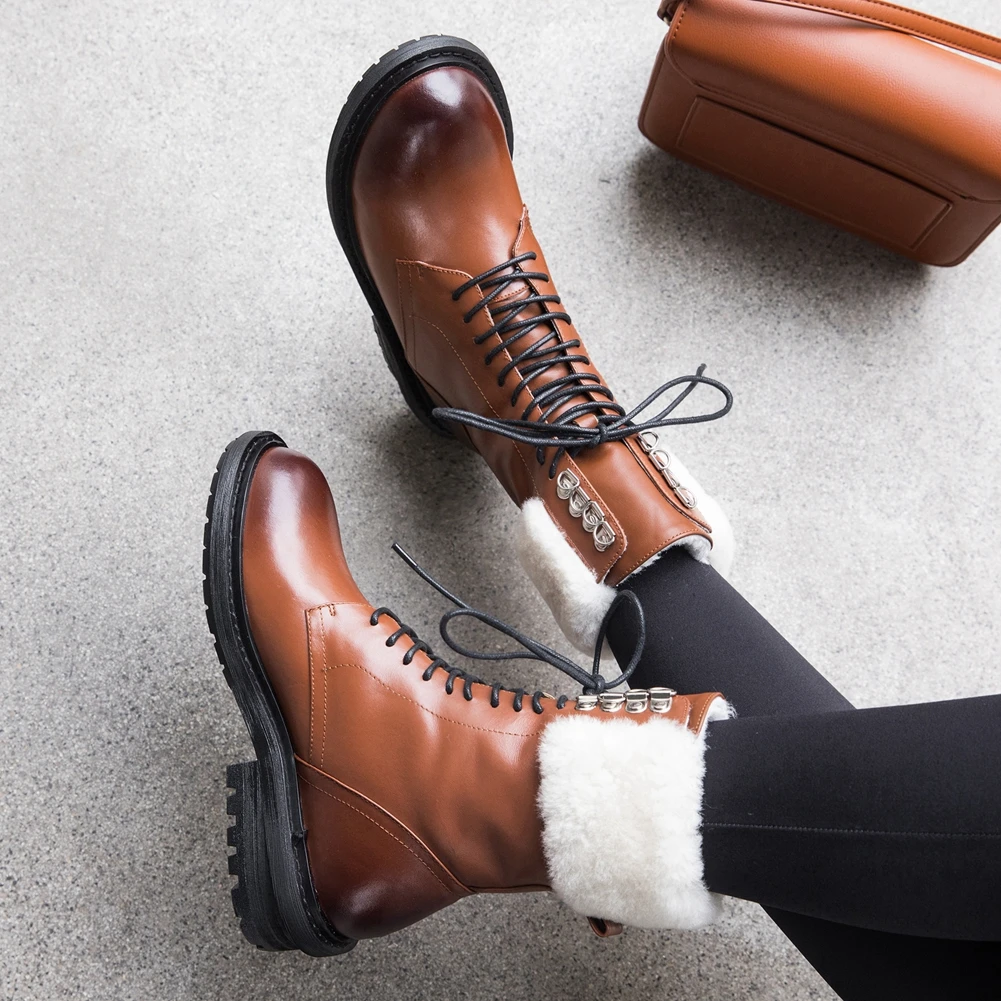 

SaraIris Fashion Metal Decoration Boots Women Lace Up Warm Plush Boots Ladies Snow Shoes