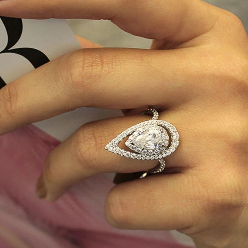 Huitan Big Pear Shape Women Ring Shiny CZ Luxury Bridal Wedding Engagement Ring Anniversary Gift Top Quality Trendy Jewelry
