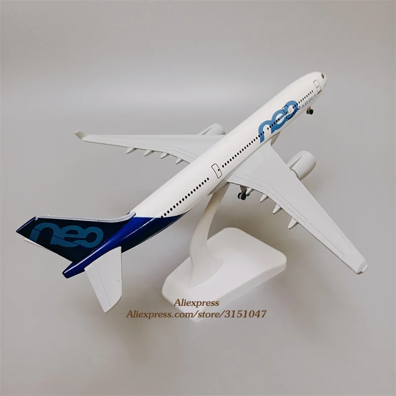 

Самолёт с литыми колесами, 20 см