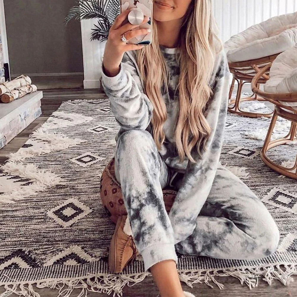 

Long Sleeve Tie Dye Pajamas Women 2020 Lounge Wear Homewear 2 Pcs Set Warm Sleepwear With Plus Size Casual Outfits Dropship
