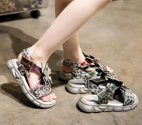 

Girls summer sandals children crystal sandals new beach shoes baby soft bottom student baby princess bowknot PU